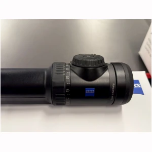 Zeiss V8 4.8-35x60 ASV Skinne Ret 60 - Utstillingsmodell